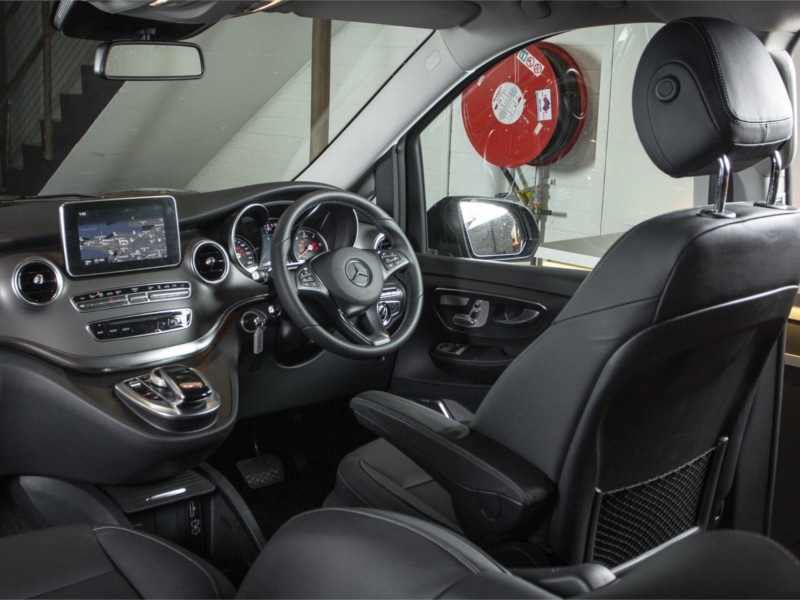2015-mercedes-benz-v-class-18