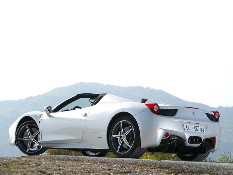 Ferrari 458 Italia Spider (3)