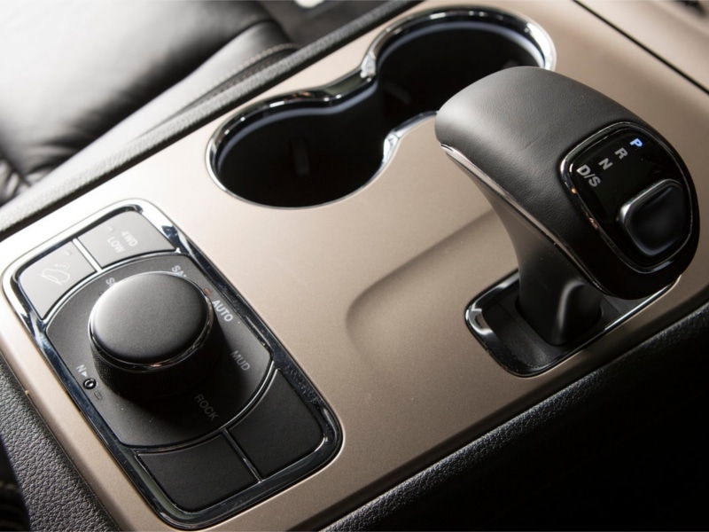 Jeep-Grand-Cherokee-Limited-Selec-Terrain1