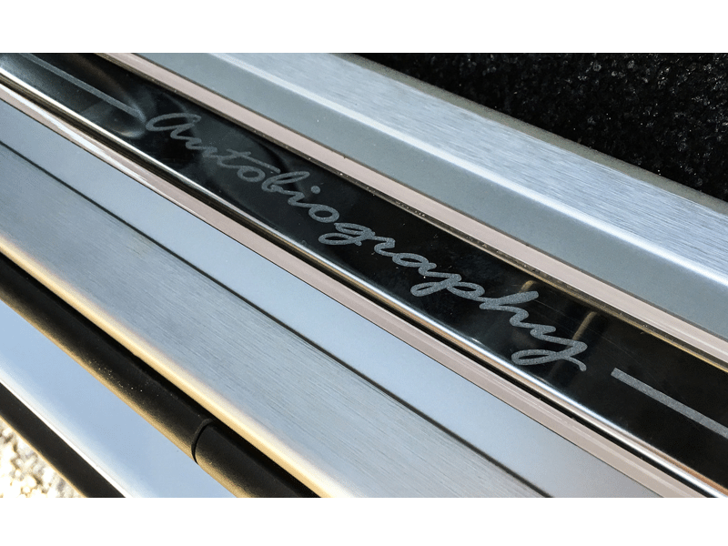 Range-Rover-Autobiography-3