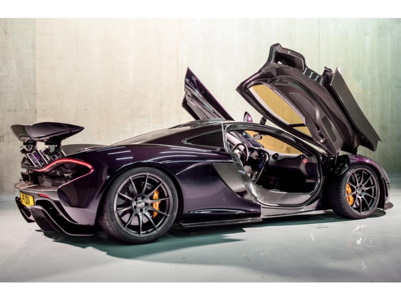 buyers_guide_-_mclaren_p1_2014_-_rear_quarter_quarter