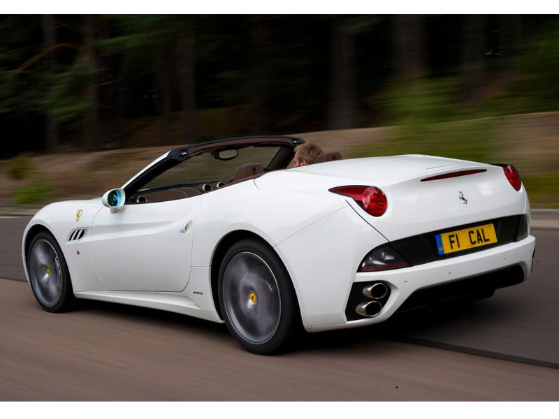 ferrari-california-rear