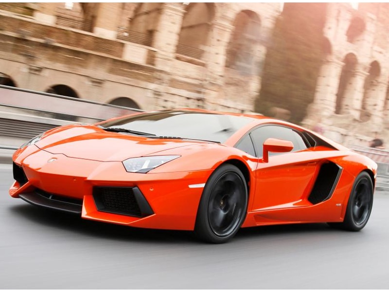 lamborghini-aventador-10_0