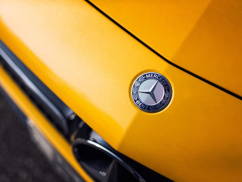 mercedes-amg-gt-s-front-badging