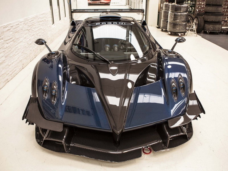 pagani-zonda-revoluc-8_1600x0w