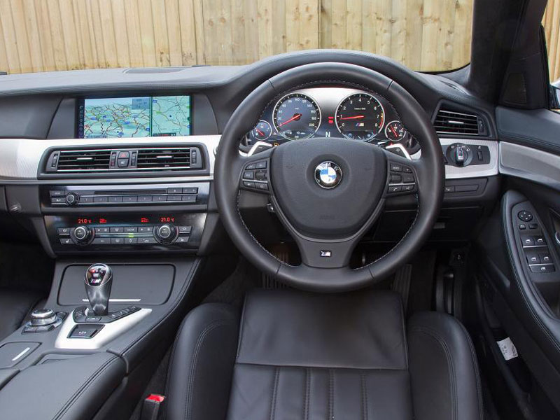 bmw-m5-_0