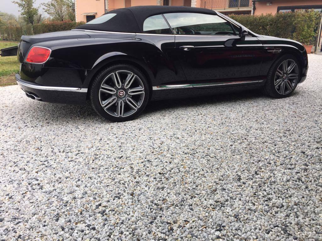 bentley gtc side
