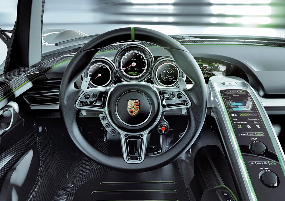 918 sypder interior