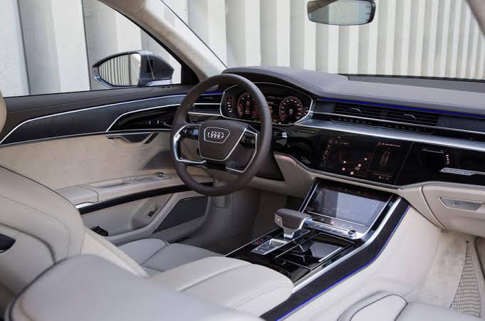 audi 8,